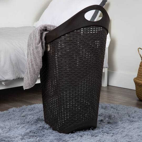 Mind Reader 60L Wheeled Hamper with Cutout Handle